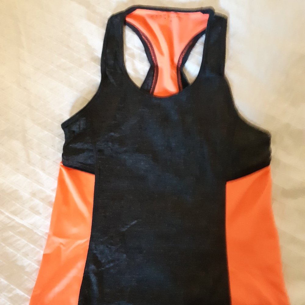 ✅3/40$ OYSHO athletic racer back tank top